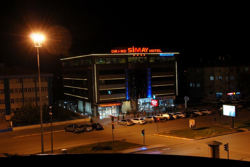 Grand Simay Hotel Эрзинджан Экстерьер фото