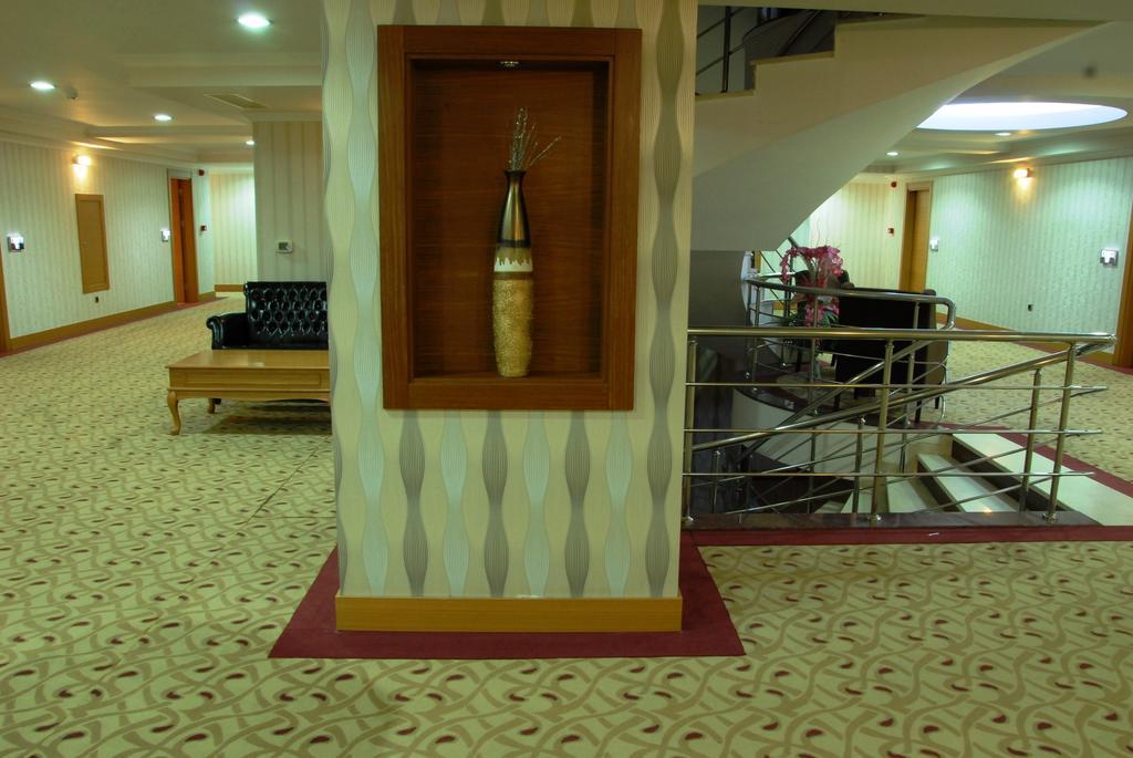 Grand Simay Hotel Эрзинджан Экстерьер фото