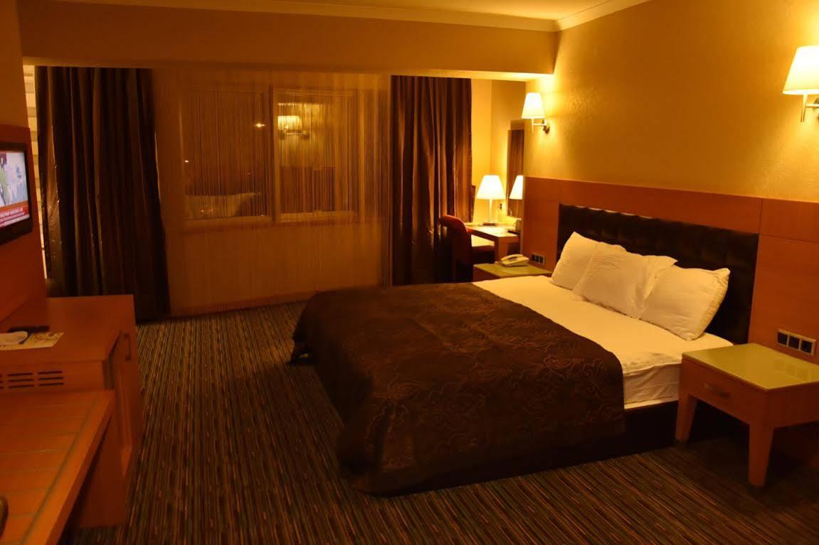 Grand Simay Hotel Эрзинджан Экстерьер фото