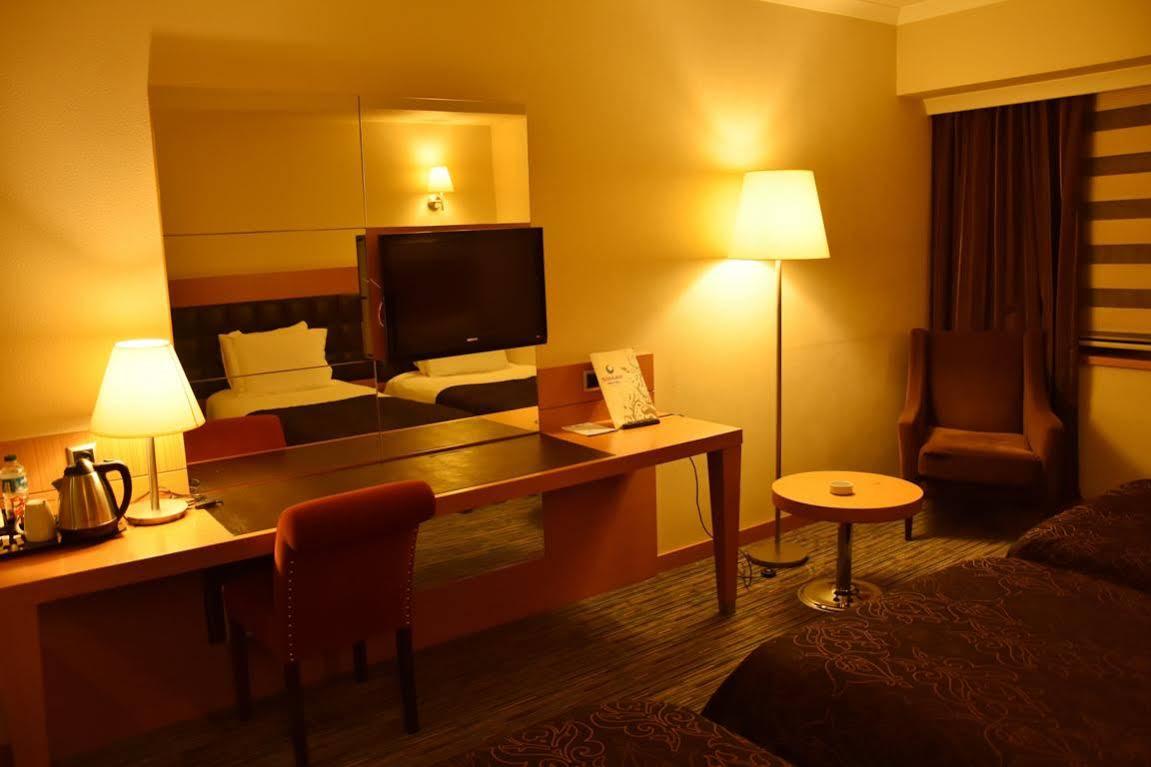 Grand Simay Hotel Эрзинджан Экстерьер фото